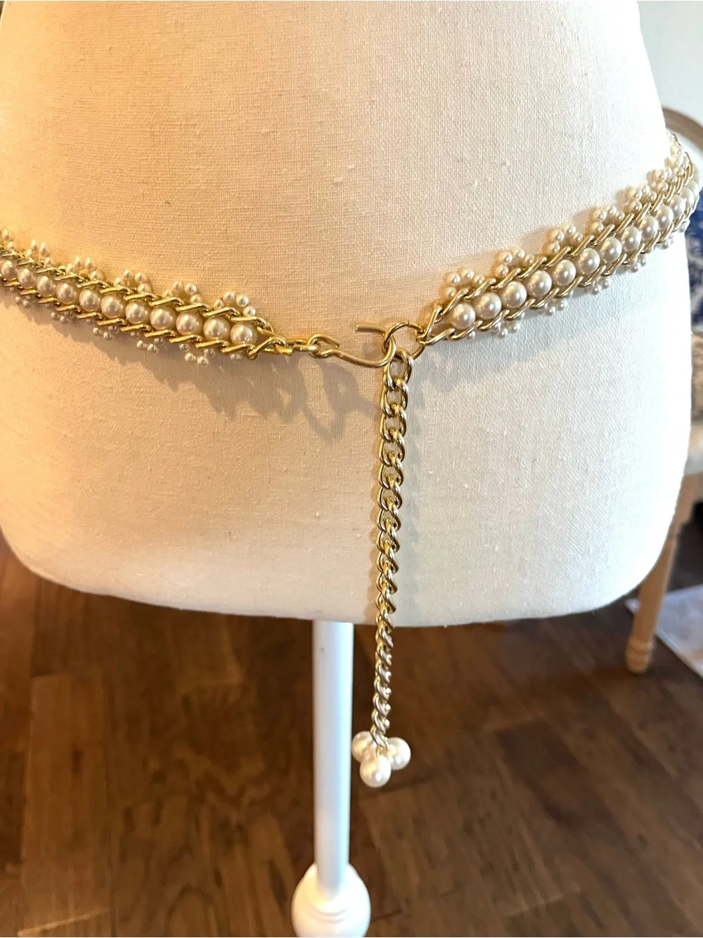 Gold Chain Link Belt with Pearl Accents Hong Kong Vintage